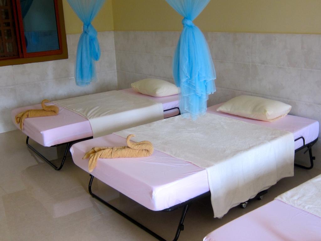 Captain Chim S Guesthouse Kampot Exterior photo