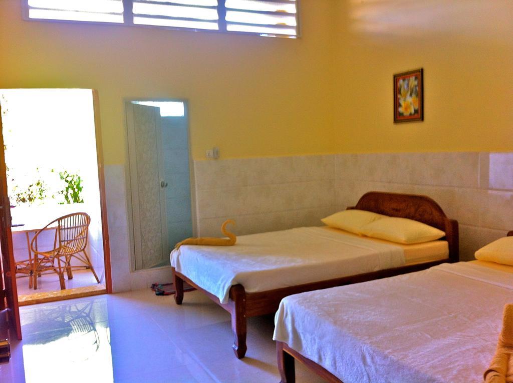 Captain Chim S Guesthouse Kampot Room photo